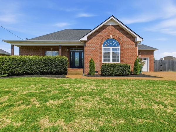 208 Cheyenne Dr, White House, TN 37188