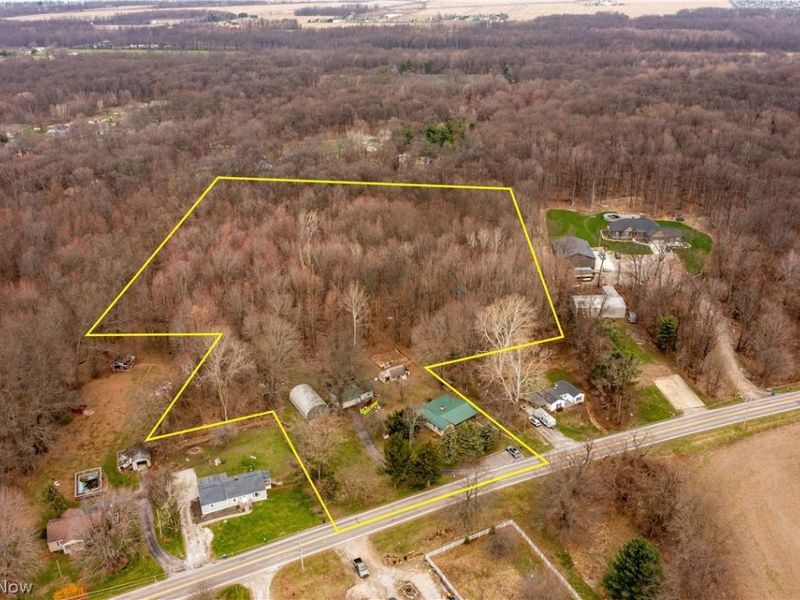 14307 Darrow Road , Vermilion, OH 44089 Photo 2