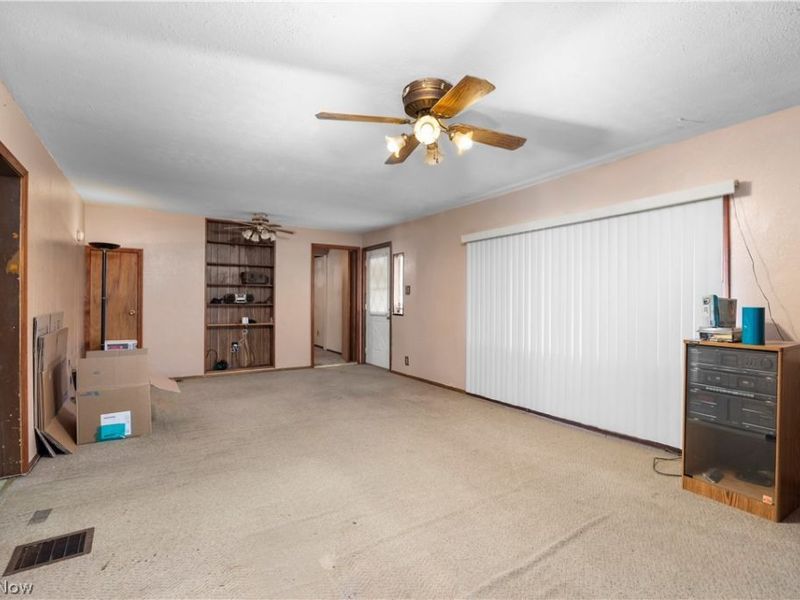 14307 Darrow Road , Vermilion, OH 44089 Photo 3