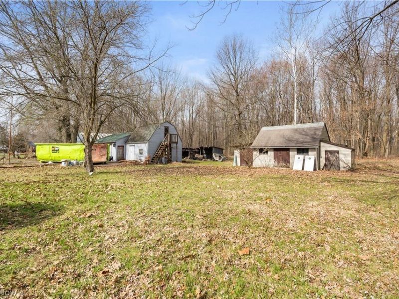 14307 Darrow Road , Vermilion, OH 44089 Photo 30