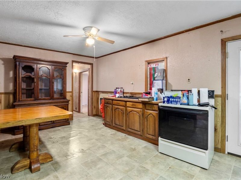 14307 Darrow Road , Vermilion, OH 44089 Photo 9