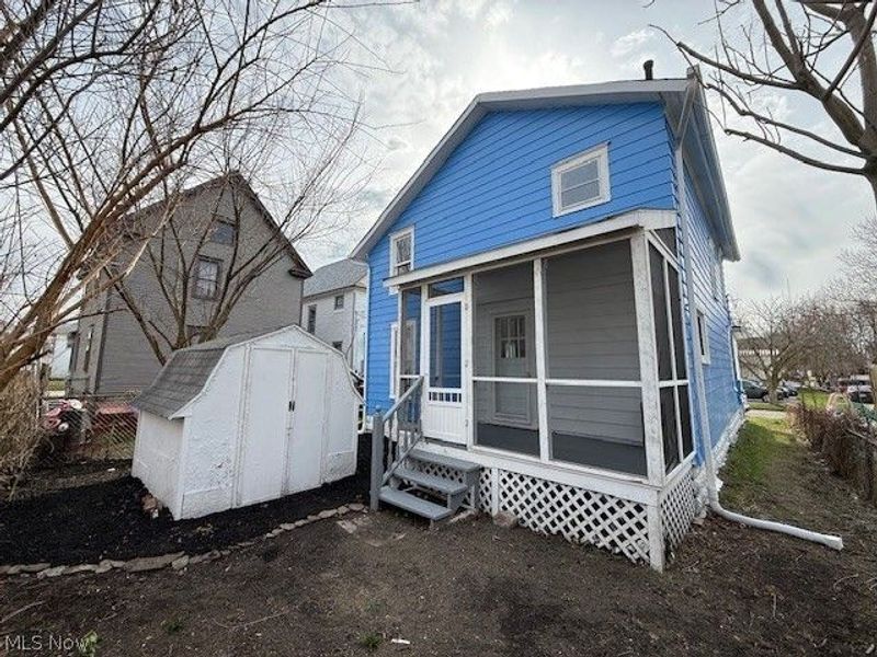 276 Orange Street , Conneaut, OH 44030 Photo 2