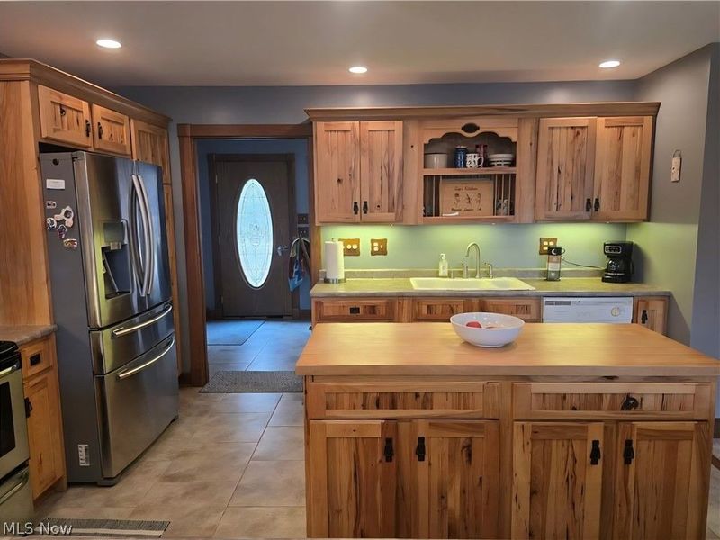 1865 Cassingham Hollow Drive, Coshocton, OH 43812 Photo 6