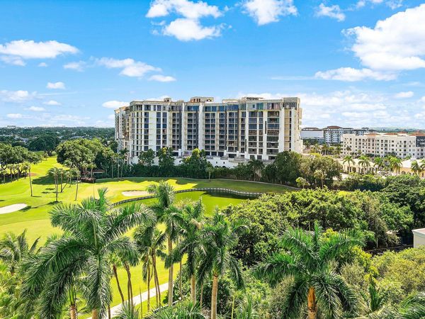 550 SE Mizner Boulevard, Unit B906, Boca Raton, FL 33432