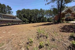 116 High Pointe Drive photo 4