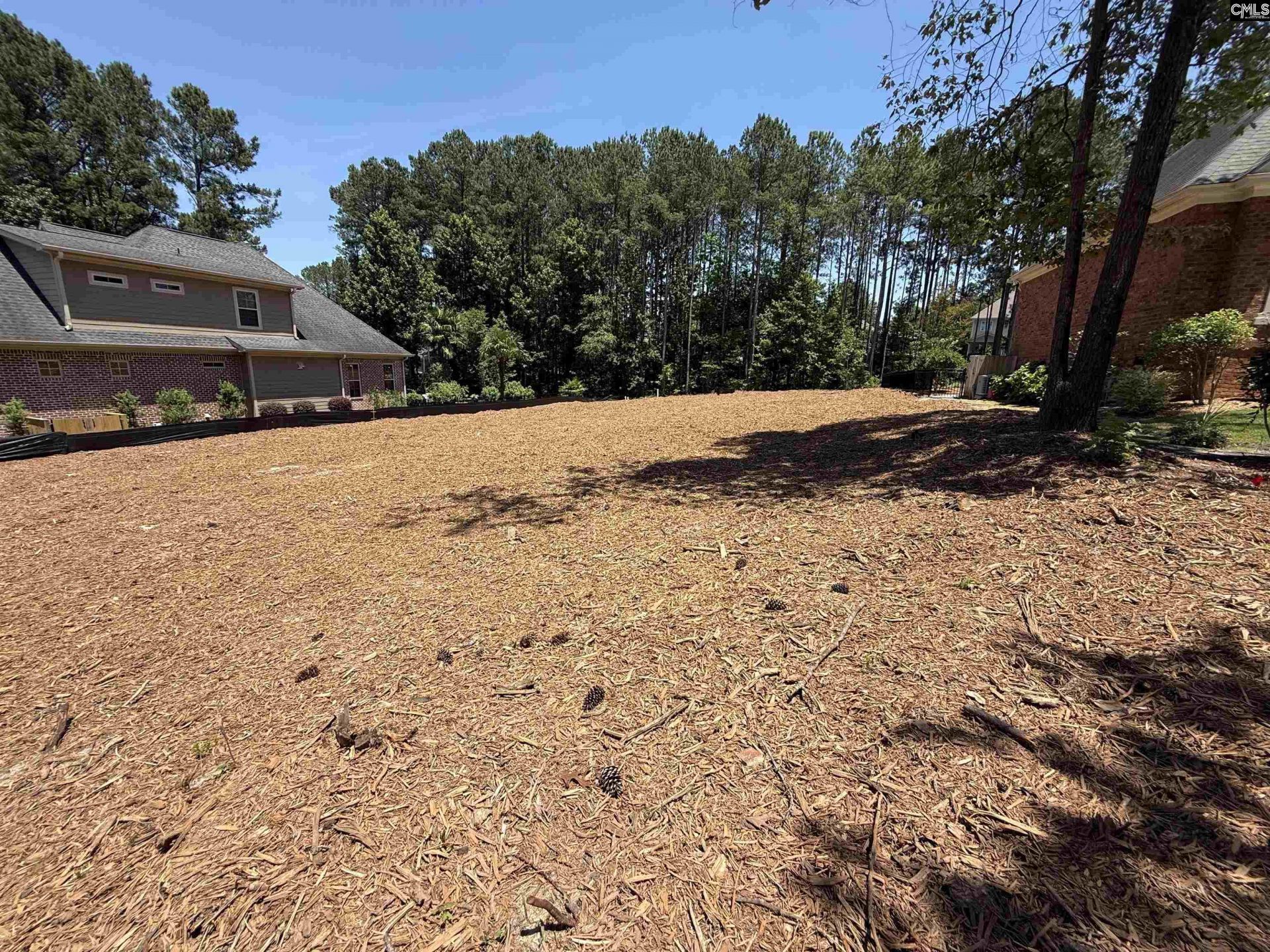116 High Pointe Drive Photo 4
