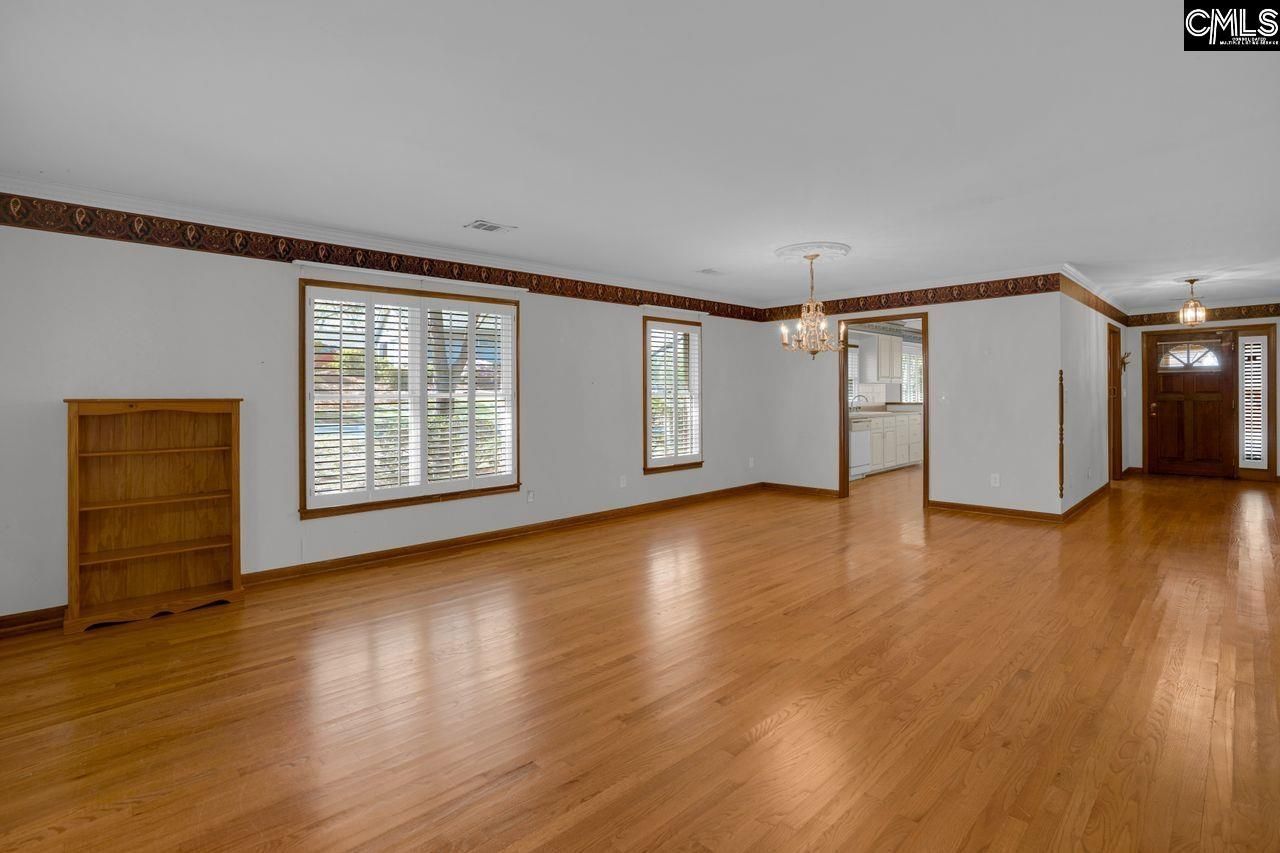 702 Teakwood Court Photo 12