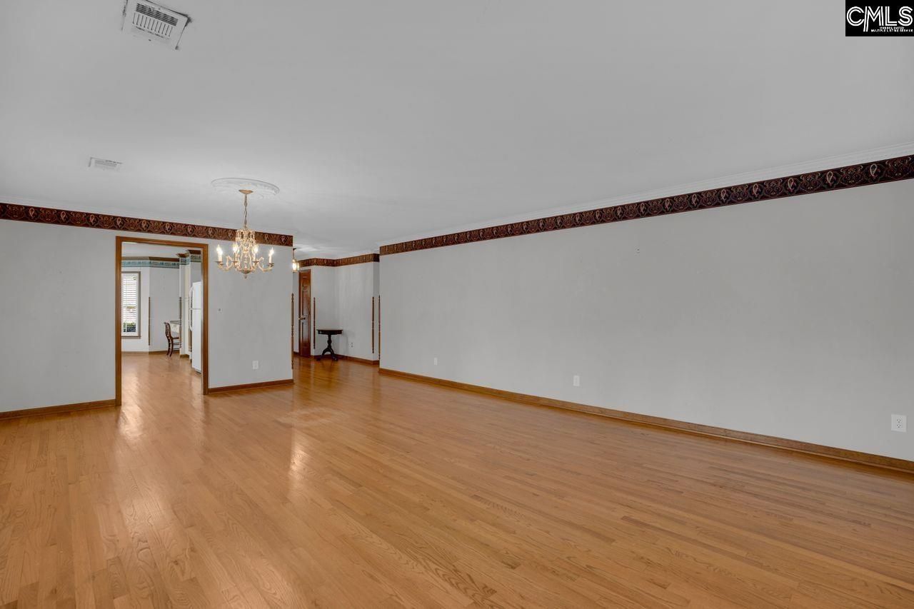 702 Teakwood Court Photo 14