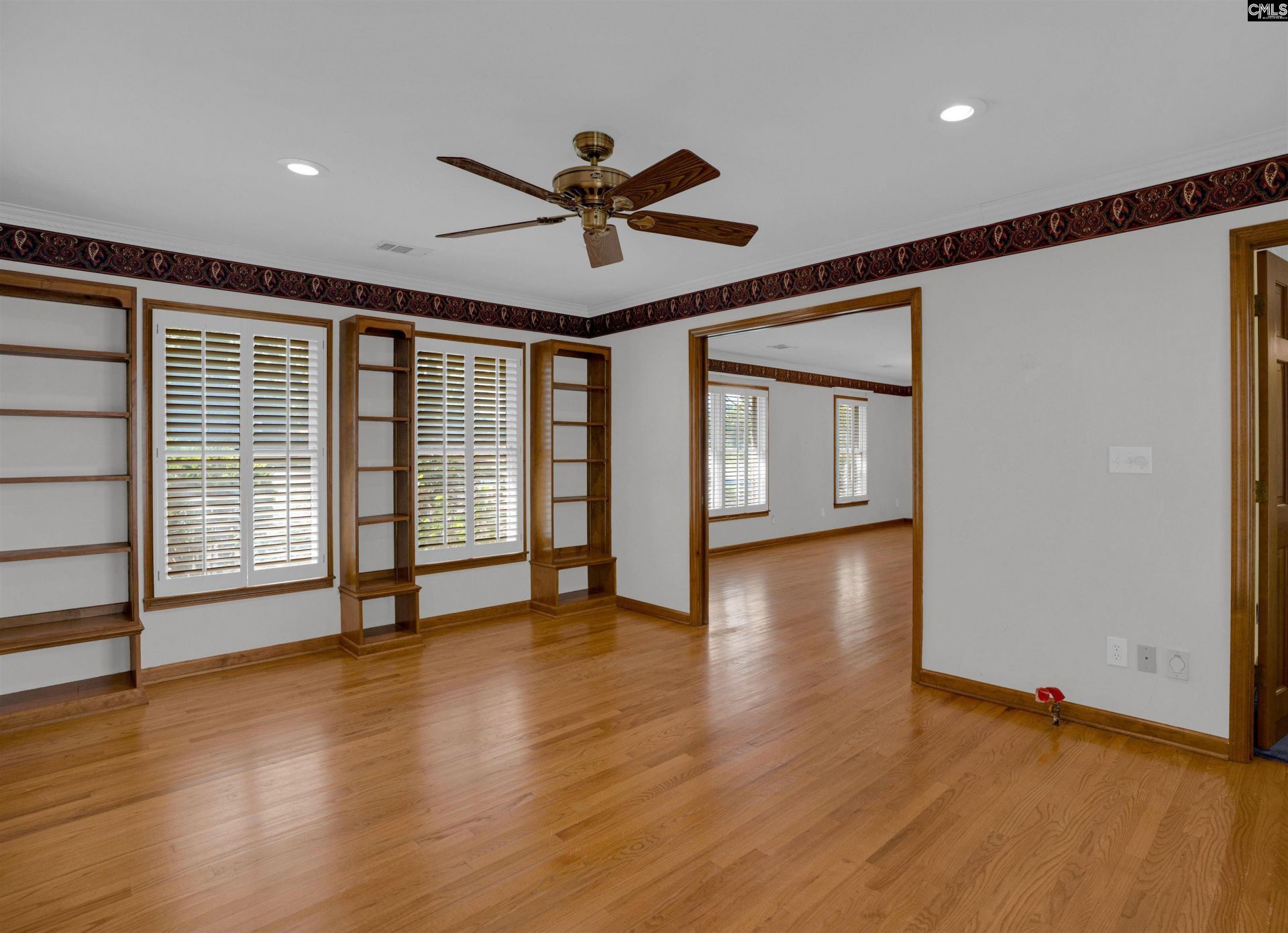 702 Teakwood Court Photo 15
