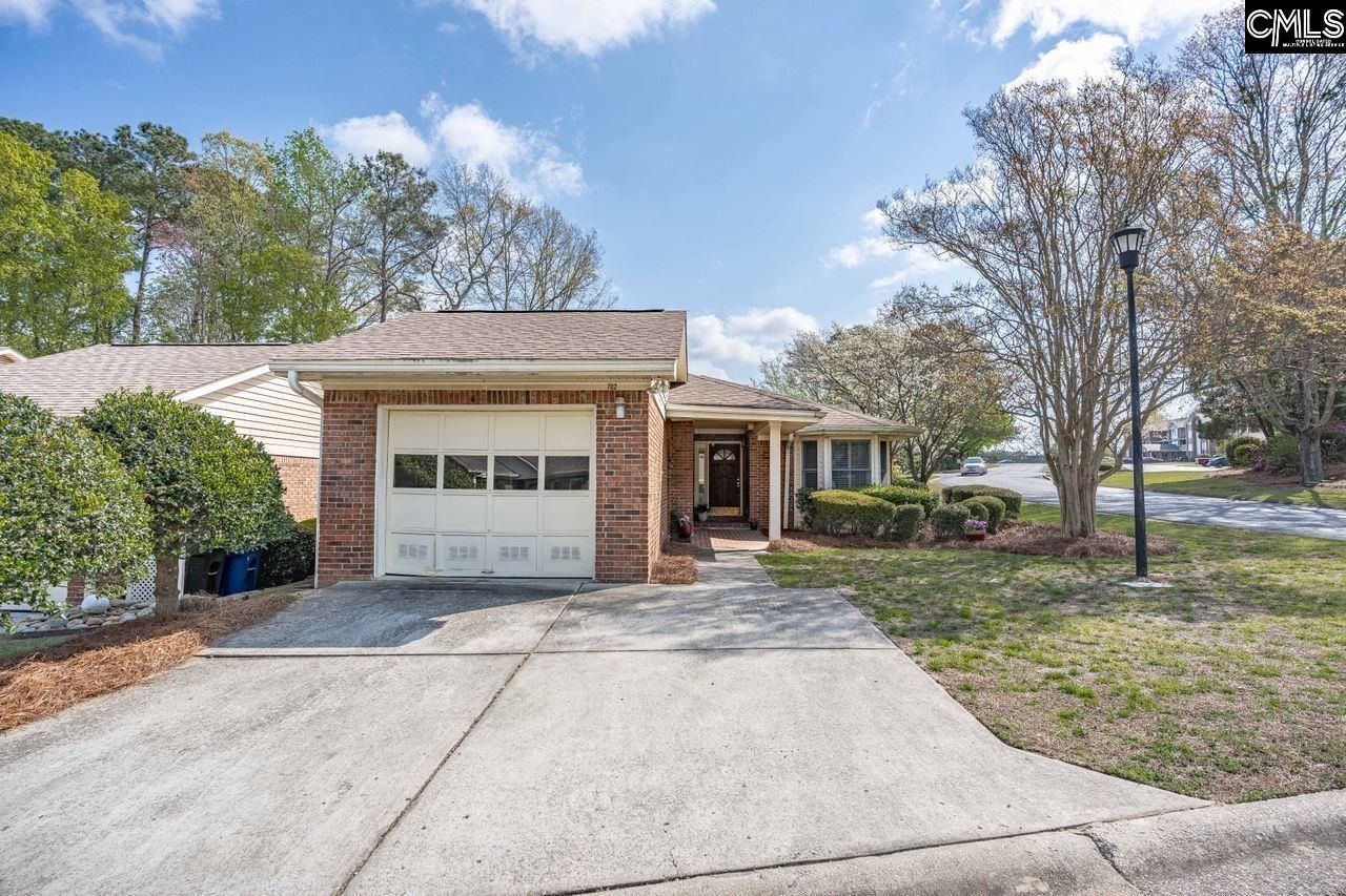 702 Teakwood Court Photo 25