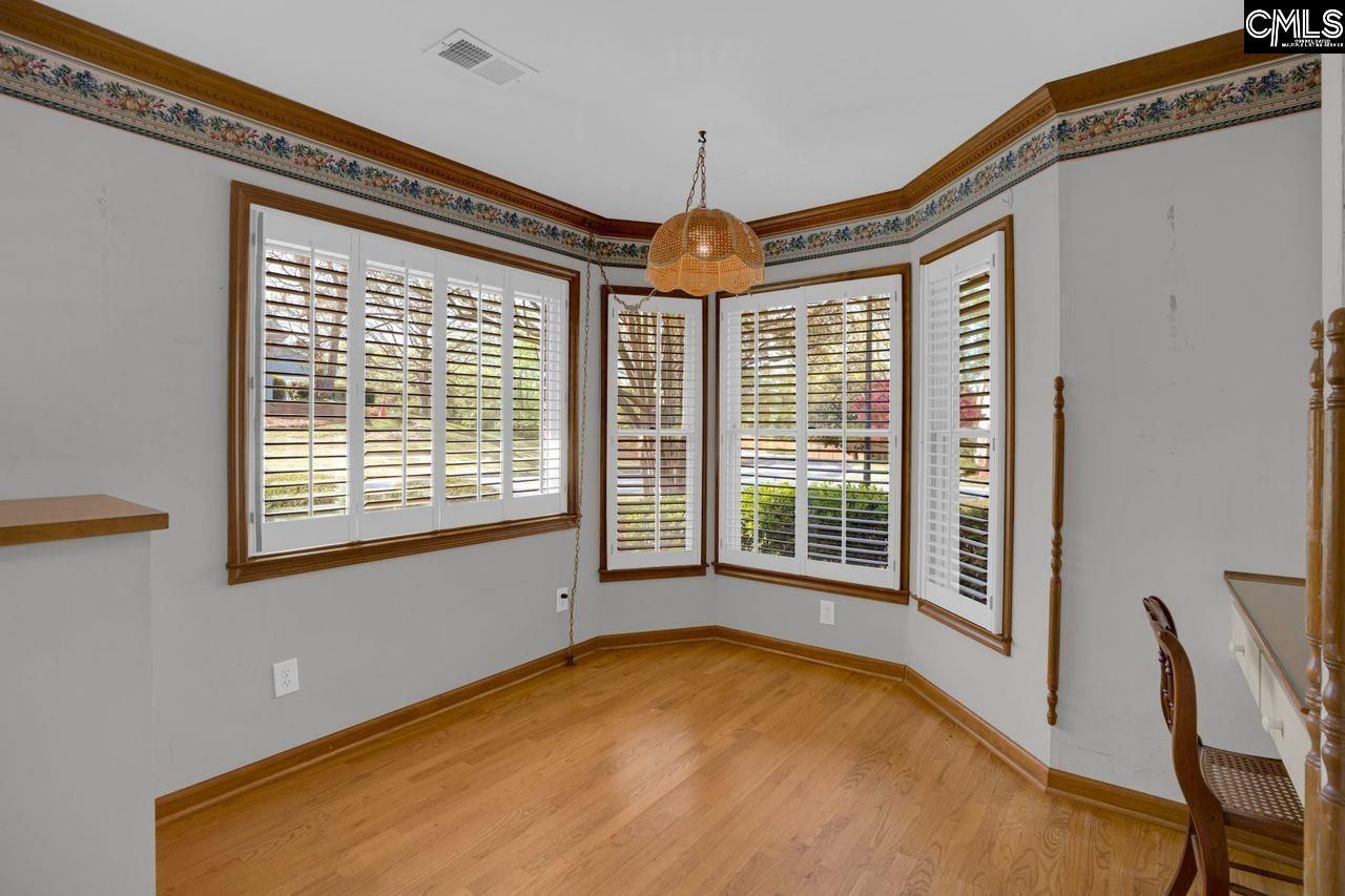 702 Teakwood Court Photo 7