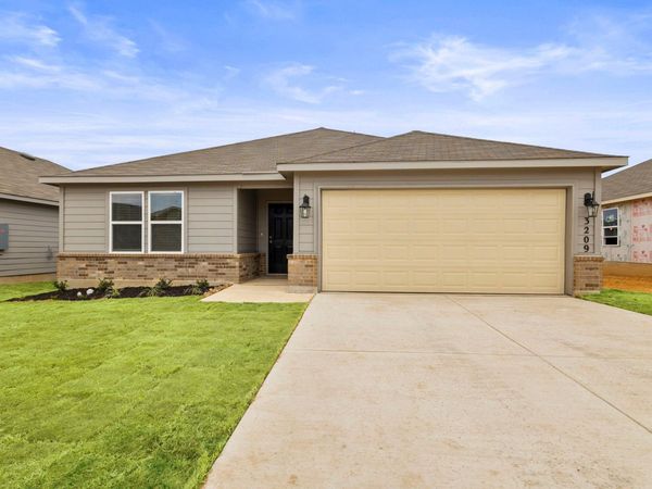 3209 Ridge PL, Seguin, TX 78155