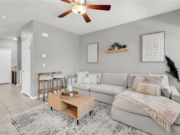 7342 Sunray Point Street , North Las Vegas, NV 89084