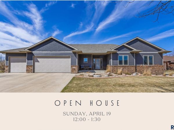 2029 S Abbeystone Ct, Sioux Falls, SD 57110