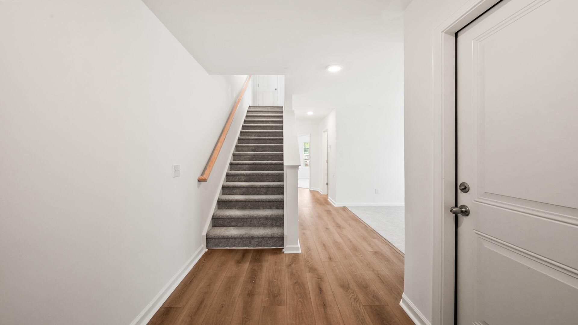 4633 Forest Hills Drive Photo 17