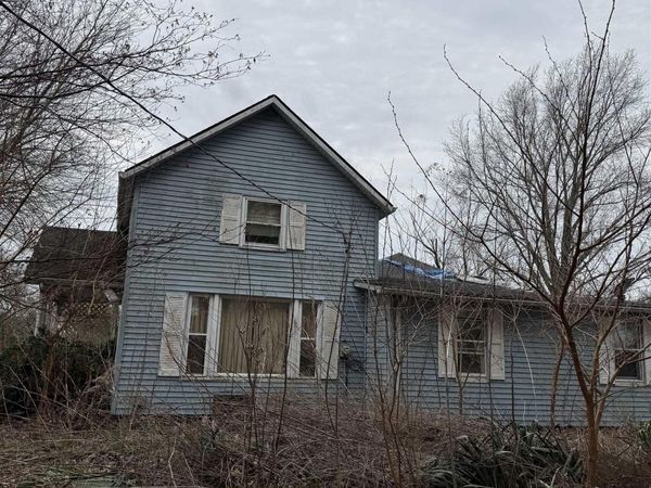 5243 S Williamsville Road, Sherman, IL 62684