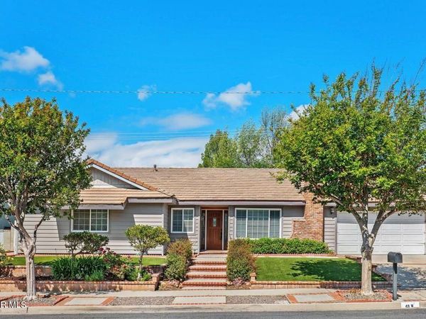 43 W Sidlee Street, Thousand Oaks, CA 91360