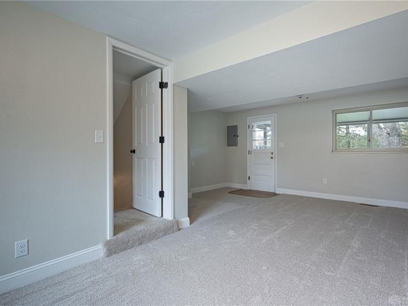 813 Lovetta Drive, Kettering, OH 45429 Photo 24