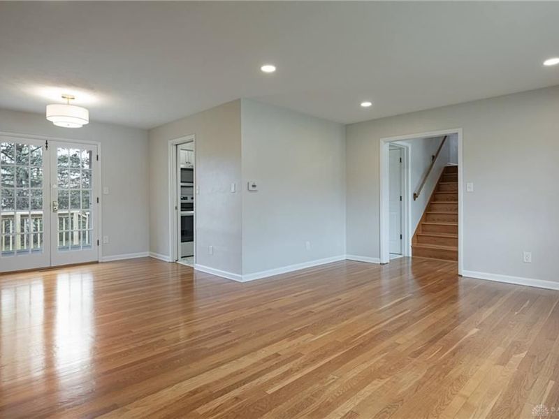 813 Lovetta Drive, Kettering, OH 45429 Photo 4