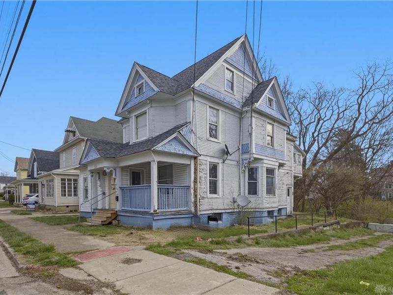 136 N Spring Street, Wilmington, OH 45177 Photo 2