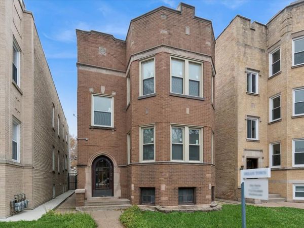 5412 N Kimball Avenue, Unit 2, Chicago, IL 60625