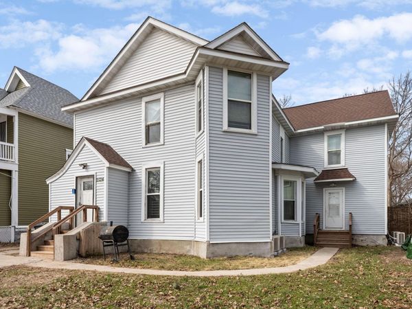 2524 Portland Avenue, Minneapolis, MN 55404