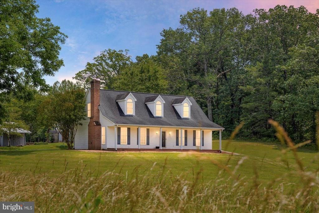 274 AARON MOUNTAIN ROAD, CASTLETON, VA 22716