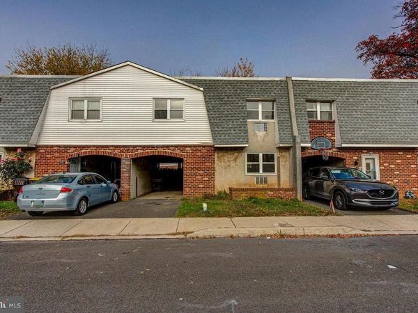 826 SHAW AVENUE, LANSDALE, PA 19446