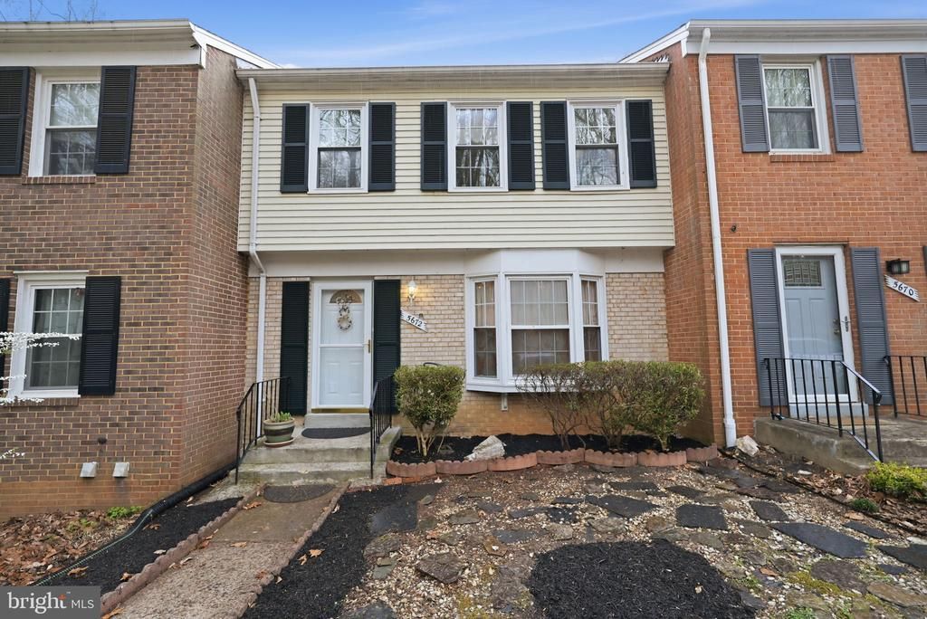 5672 Kirkham Court, Springfield, VA 22151 Main Photo