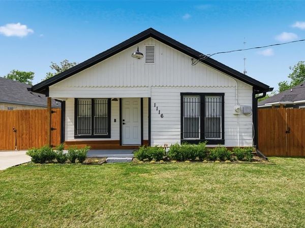 1116 Houston Street, Waco, TX 76704