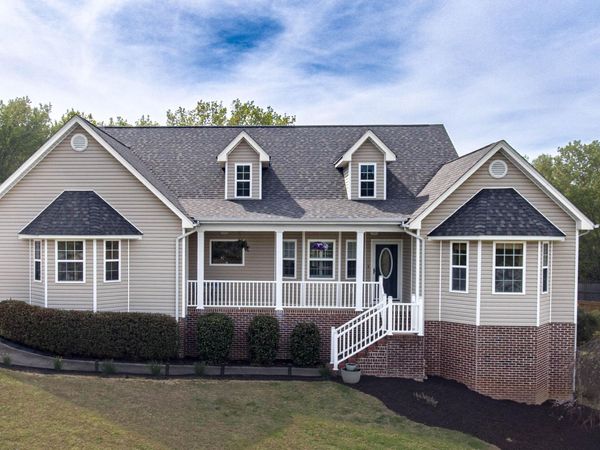 124 Falcons View Drive, Ringgold, GA 30736