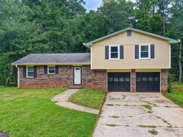 2193 Kings Forest Drive SE, Conyers, GA 30013