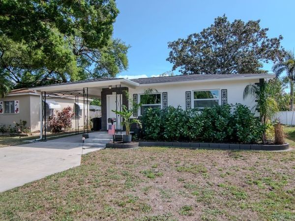 5132 OXFORD AVENUE N, ST PETERSBURG, FL 33710