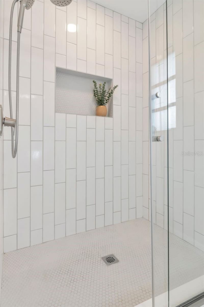 5132 Oxford Avenue N, Saint Petersburg, FL 33710 Photo