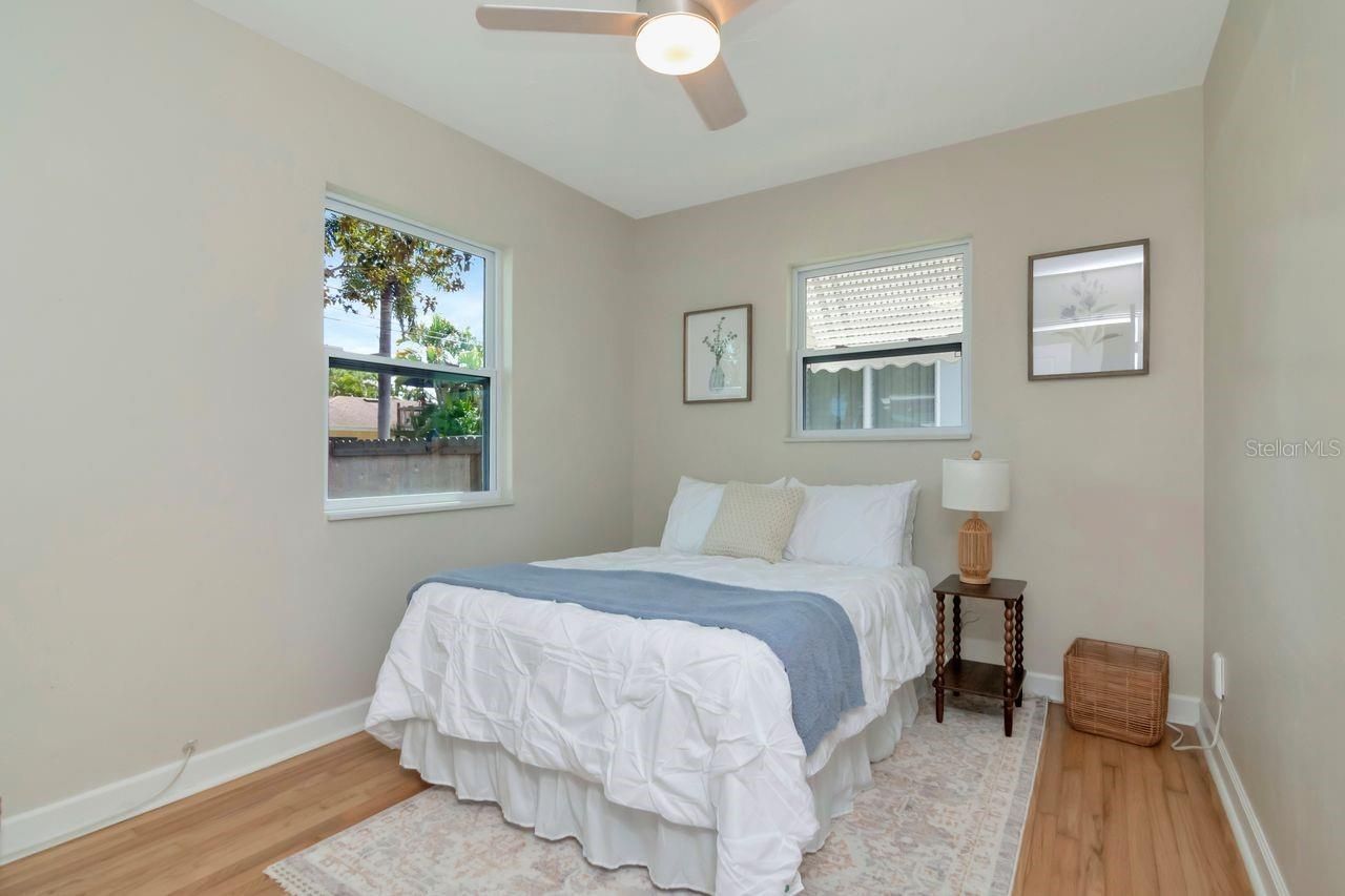 5132 Oxford Avenue N, Saint Petersburg, FL 33710 Photo