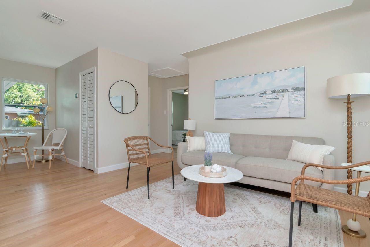 5132 Oxford Avenue N, Saint Petersburg, FL 33710 Photo