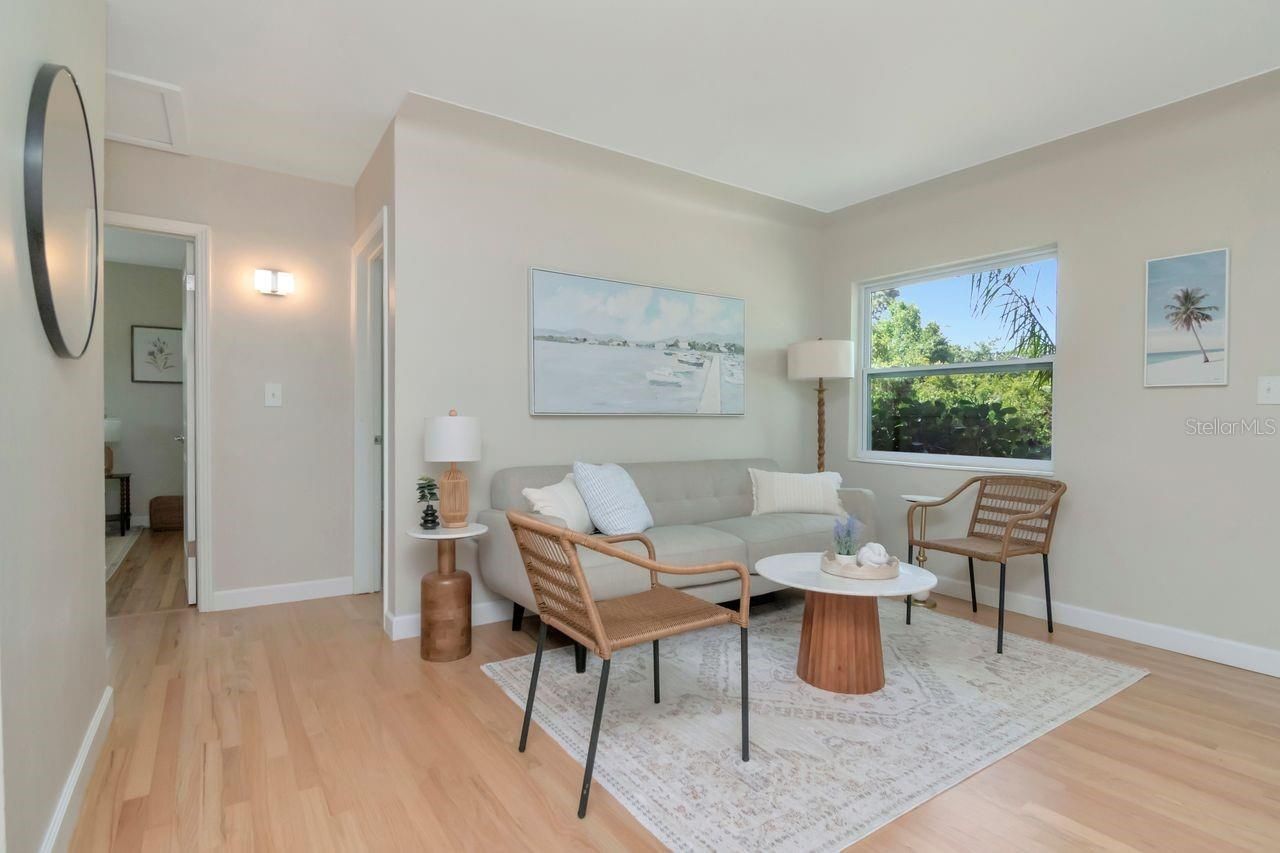 5132 Oxford Avenue N, Saint Petersburg, FL 33710 Photo