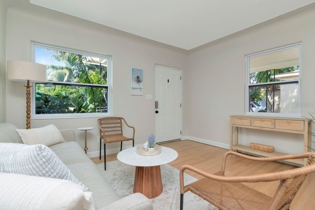 5132 Oxford Avenue N, Saint Petersburg, FL 33710 Photo