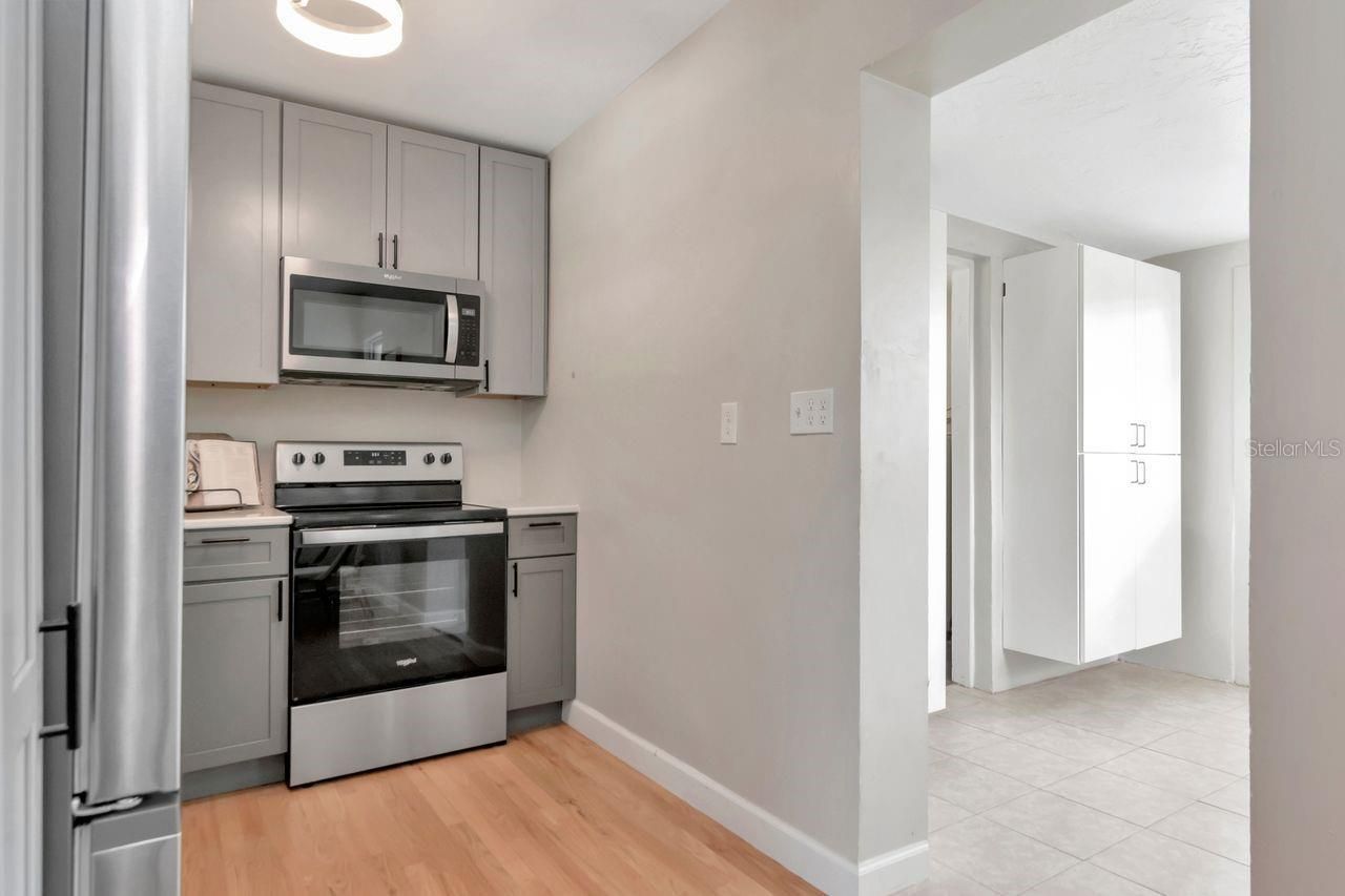 5132 Oxford Avenue N, Saint Petersburg, FL 33710 Photo