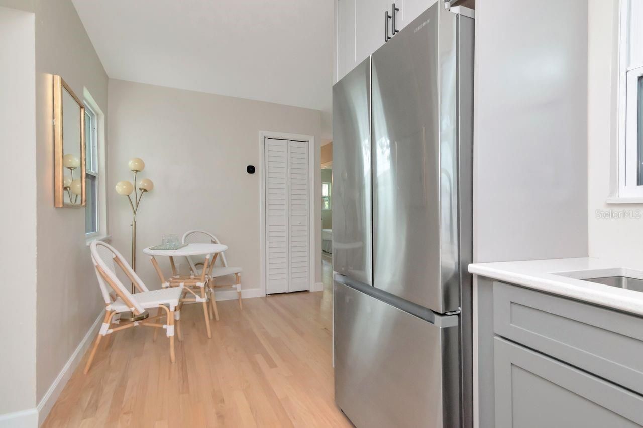 5132 Oxford Avenue N, Saint Petersburg, FL 33710 Photo