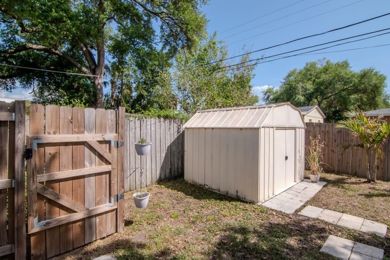 5132 Oxford Avenue N, Saint Petersburg, FL 33710 Photo