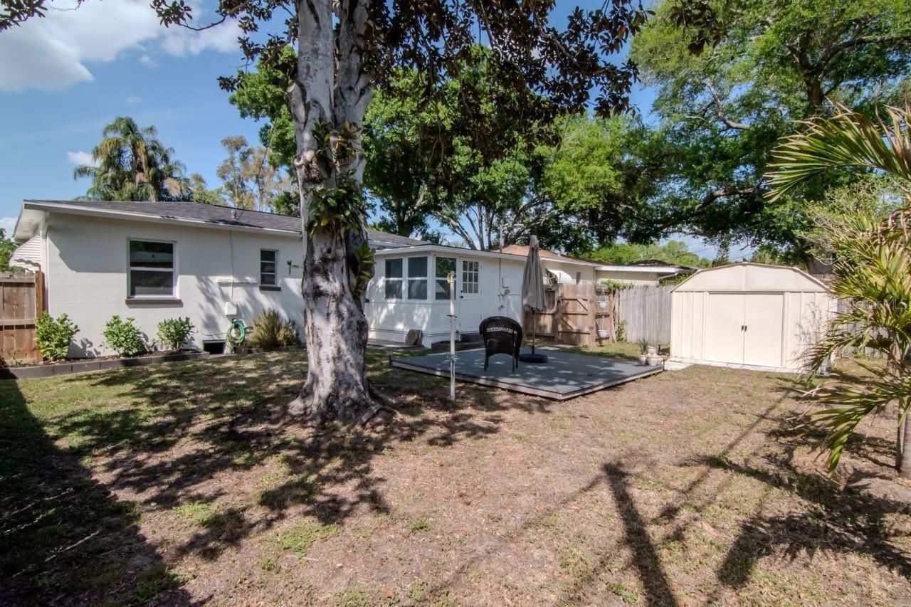 5132 Oxford Avenue N, Saint Petersburg, FL 33710 Photo