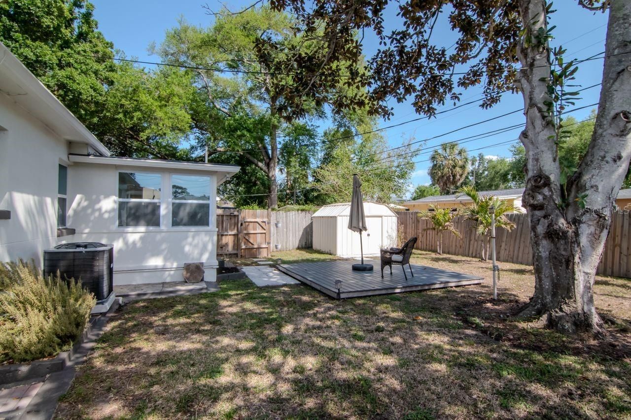 5132 Oxford Avenue N, Saint Petersburg, FL 33710 Photo