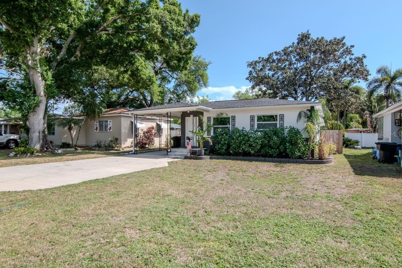 5132 Oxford Avenue N, Saint Petersburg, FL 33710 Photo