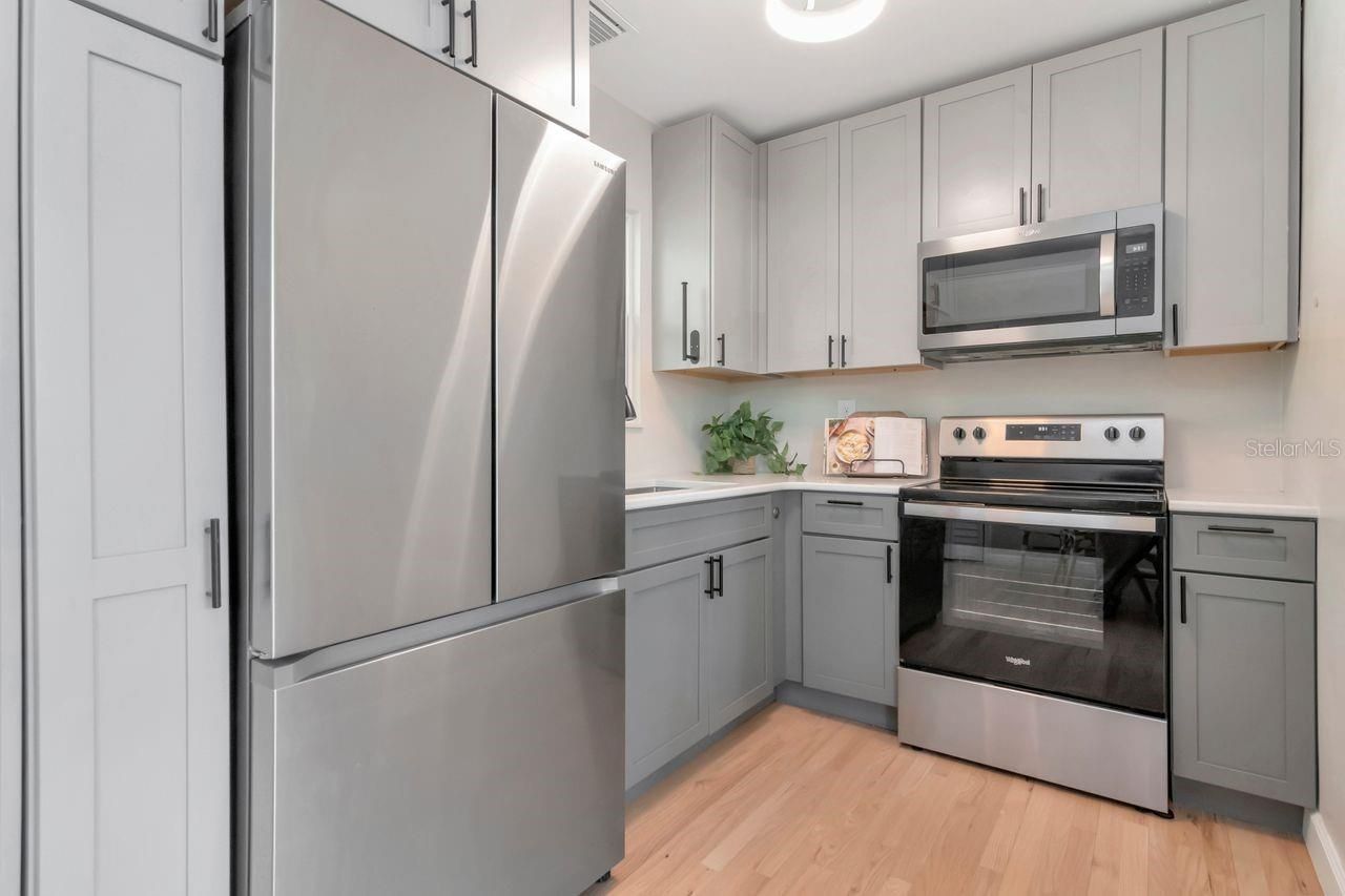 5132 Oxford Avenue N, Saint Petersburg, FL 33710 Photo