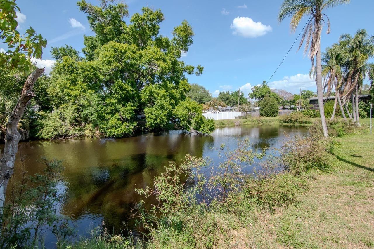 5132 Oxford Avenue N, Saint Petersburg, FL 33710 Photo