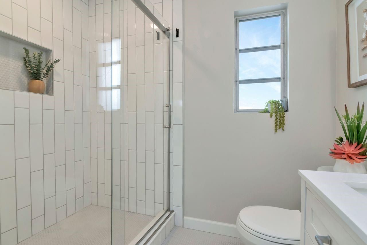 5132 Oxford Avenue N, Saint Petersburg, FL 33710 Photo