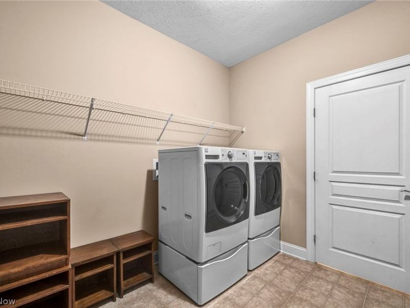 38475 Kingsbury Drive, North Ridgeville, OH 44039 Photo 18