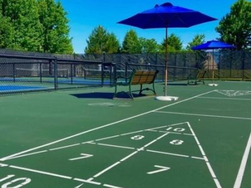 38475 Kingsbury Drive, North Ridgeville, OH 44039 Photo 26