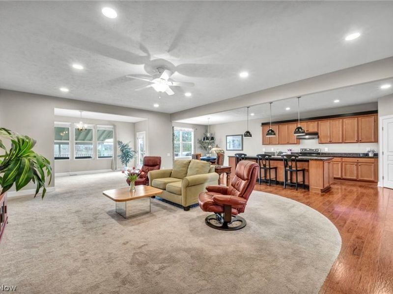 38475 Kingsbury Drive, North Ridgeville, OH 44039 Photo 5